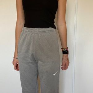 Grey NIKE Athletic Sweatpants/ joggers